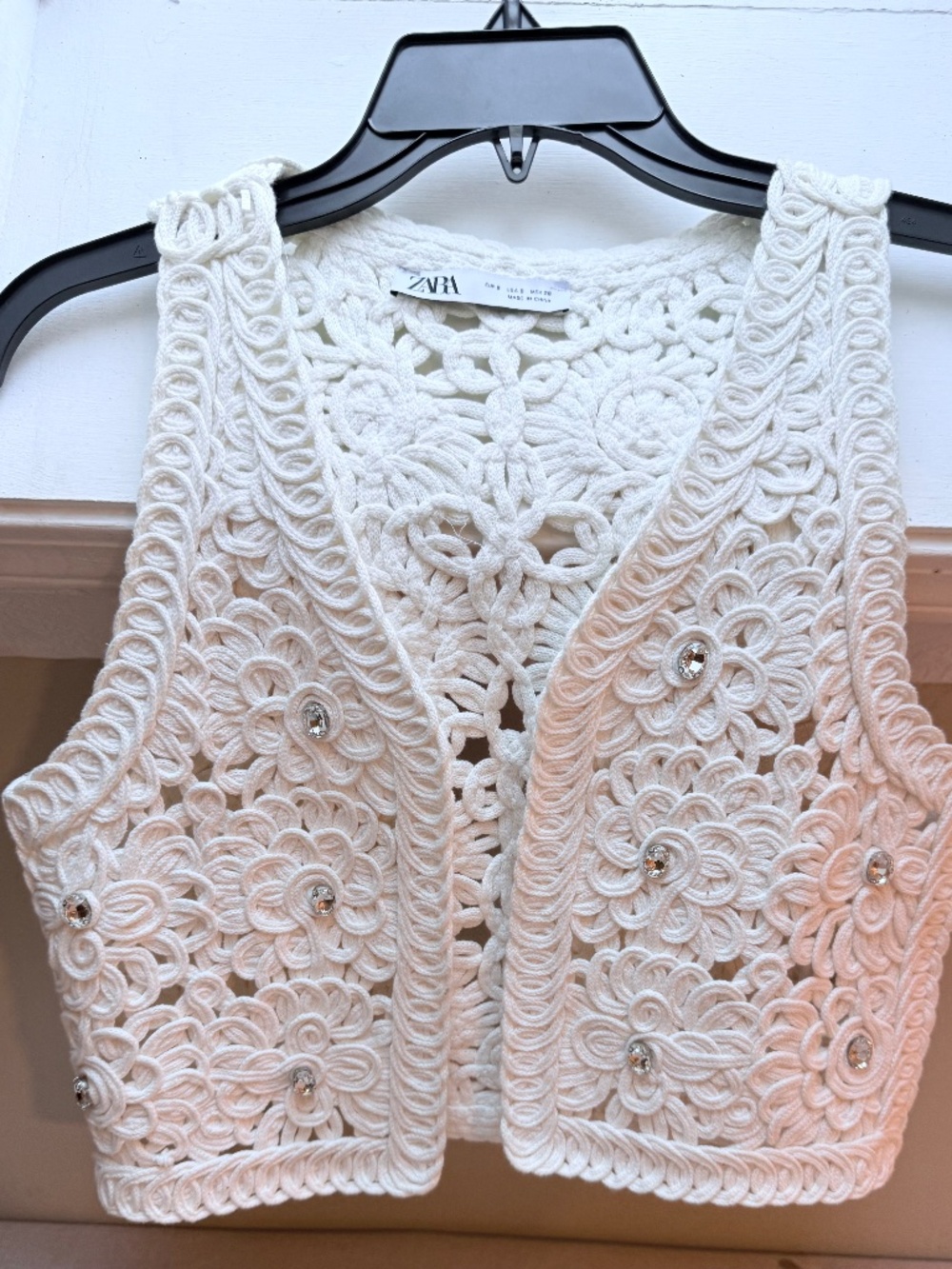 Crocheted and Embellished Cropped Knit Vest Zara Size Small